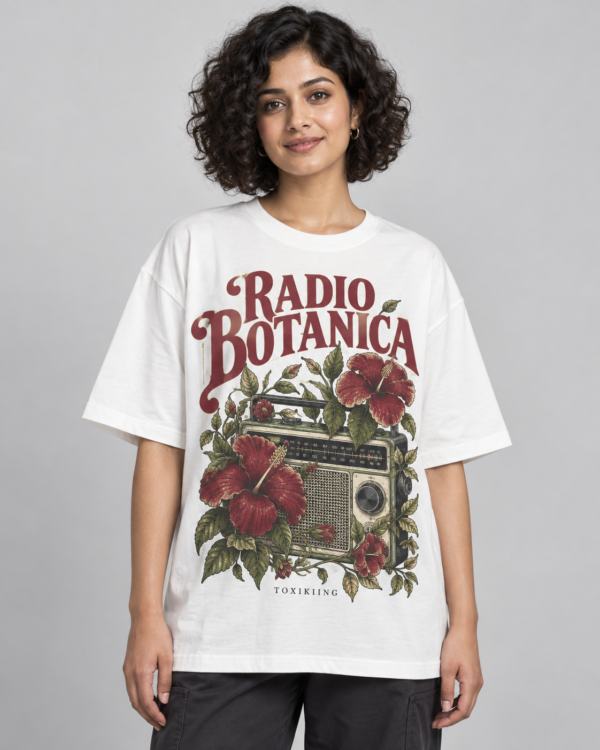 Radio Botanica Oversized T-Shirt